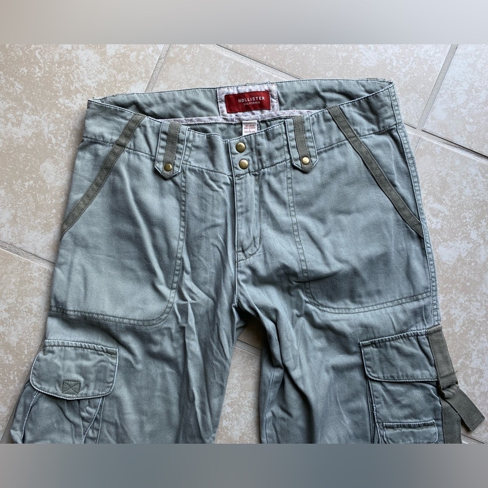 Y2k Hollister sage green cargo khaki low rise flare jeans - Picture 3 of 16